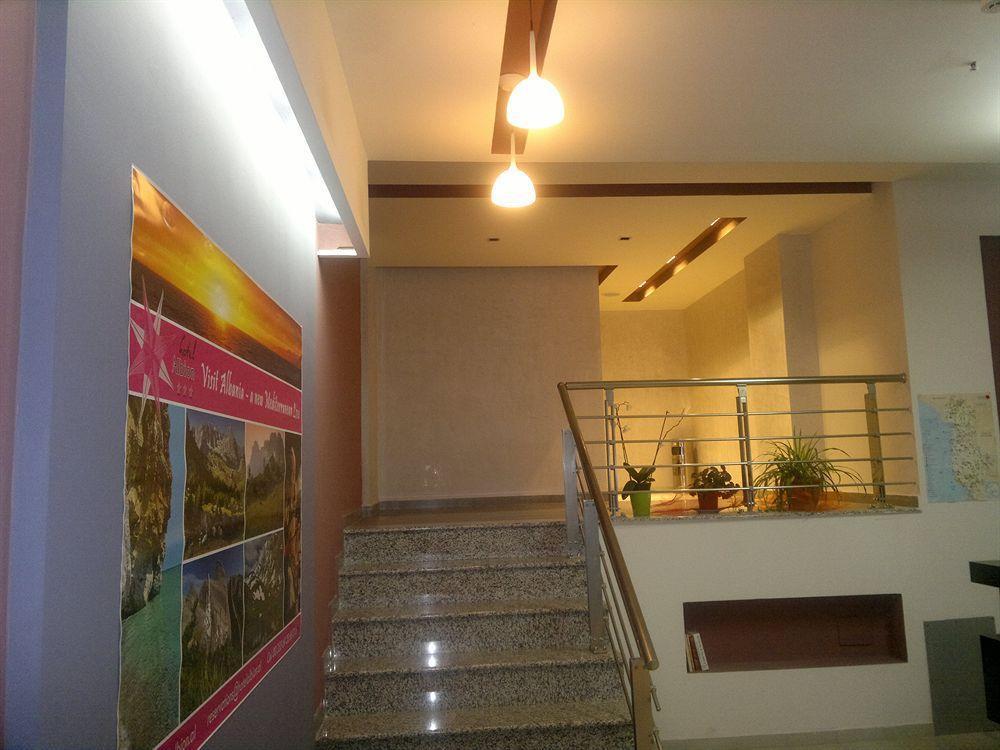 Hotel Albion Дуррес Екстер'єр фото