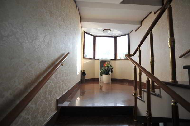 Hotel Albion Дуррес Екстер'єр фото