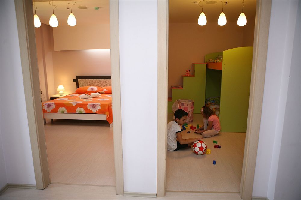 Hotel Albion Дуррес Екстер'єр фото
